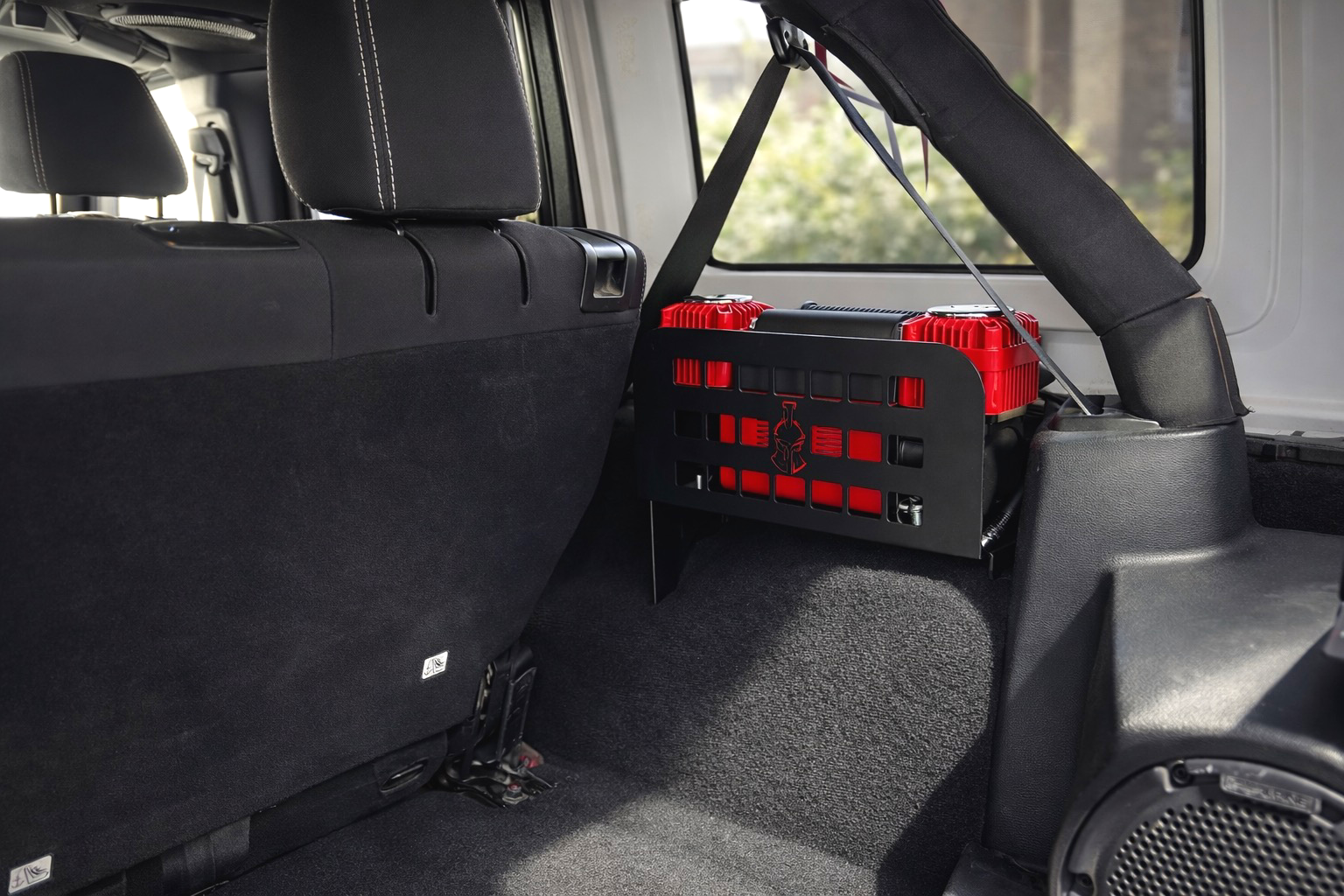 Thor's Lightning Refuge MOLLE Support de rangement pour compresseur d'air portable pour Jeep Wrangler JKU 2007-2018